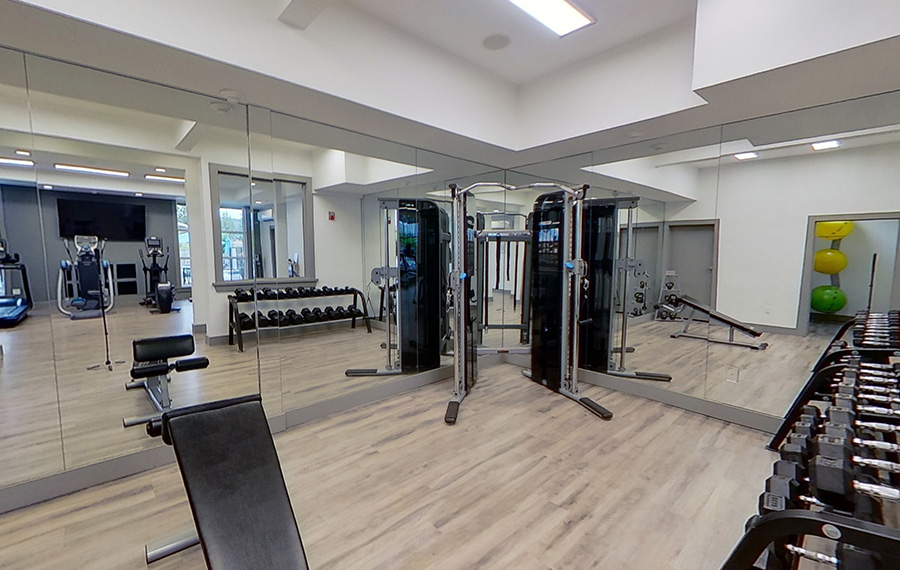 The Highlands apartments near Bellevue College - The Timbers at Issaquah Ridge fitness center