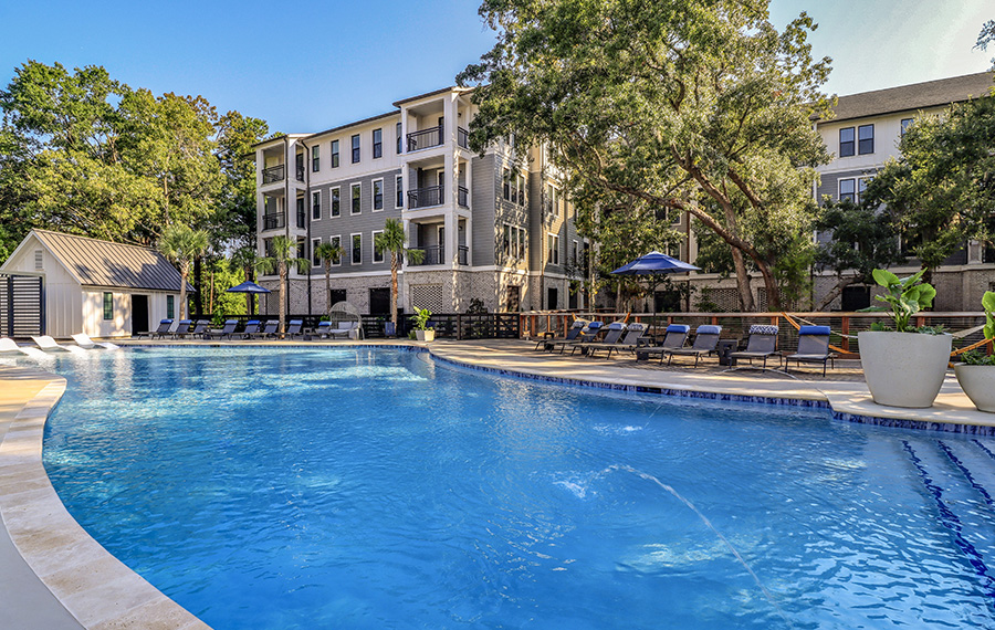 The Henslow Daniel Island - Event barn - Daniel Island Apartments