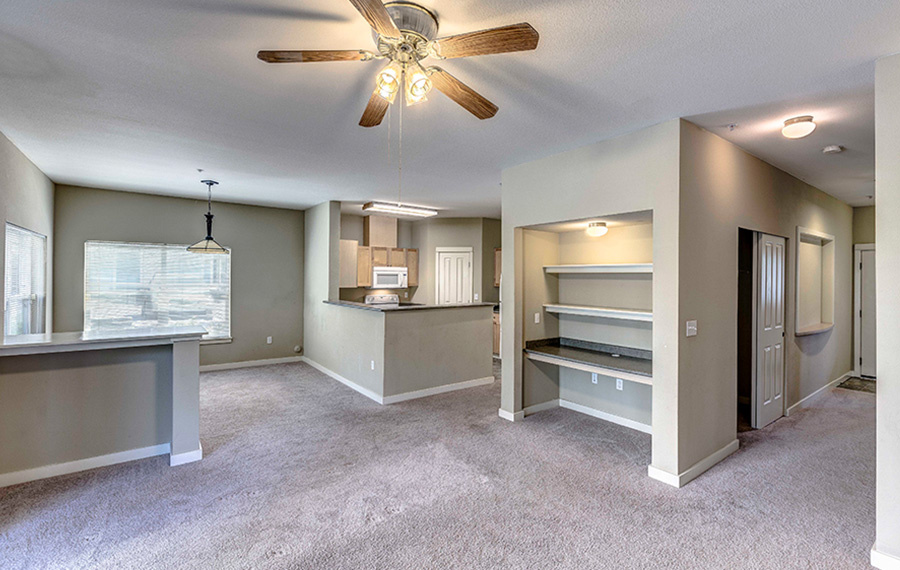 The Lodge at Redmond Ridge - Apartments in Redmond, WA - living area
