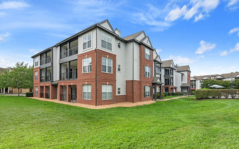 Richmond Apartment Rentals - The Madison - Exterior
