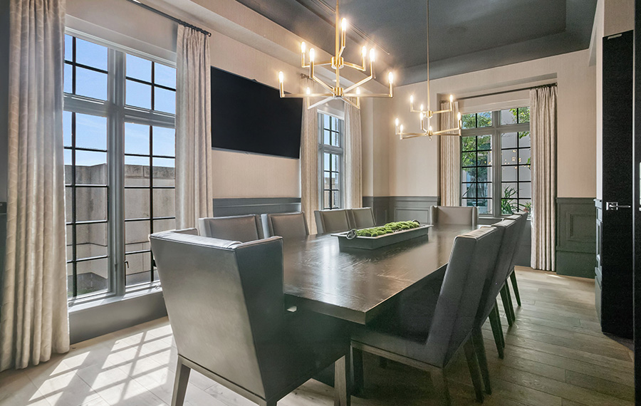 High Rise Apartments in Atlanta - The Residence Buckhead Atlanta - Chef kitchen