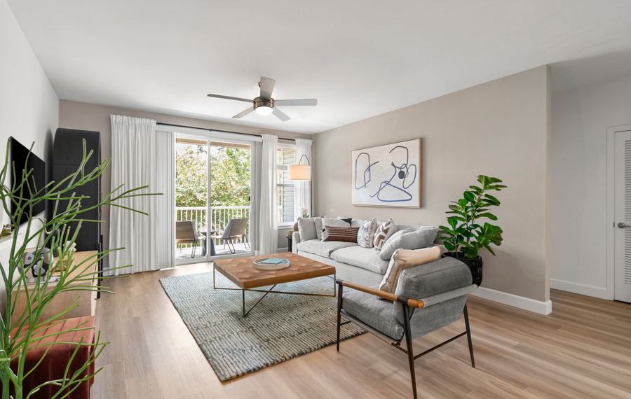 Issaquah Plateau apartments near Sanmar - The Timbers at Issaquah Ridge Upgraded Interiors