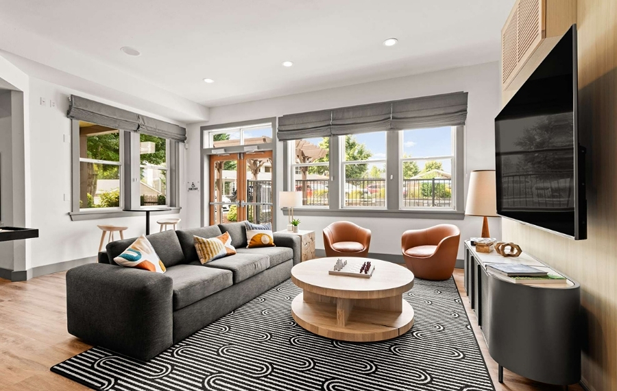 Apartments for Rent in Issaquah - The Timbers at Issaquah Ridge - Resident Lounge
