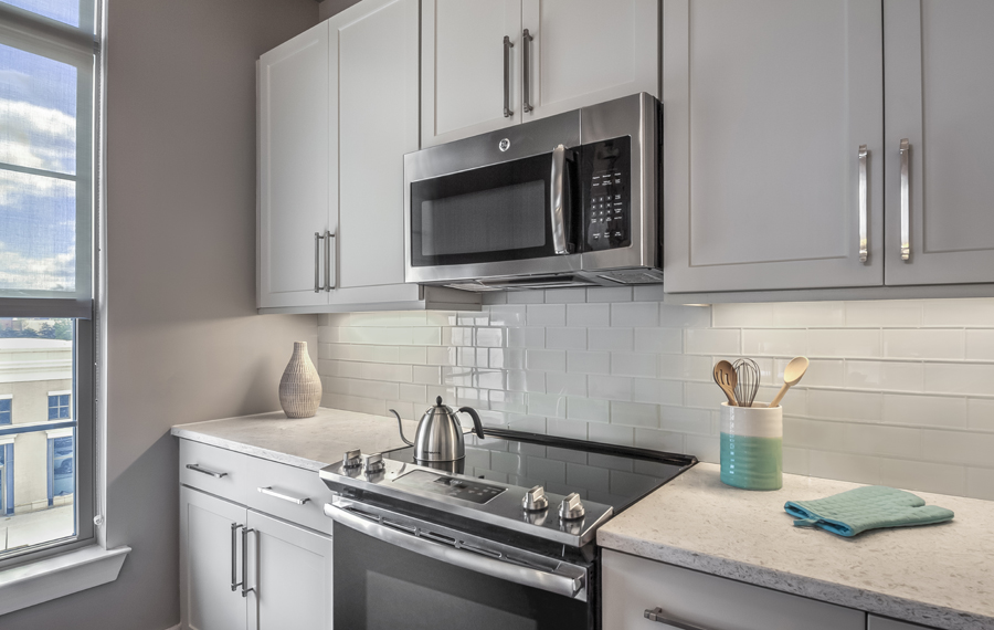 The Links Rea Farms Apartments near Providence Rd - backsplash