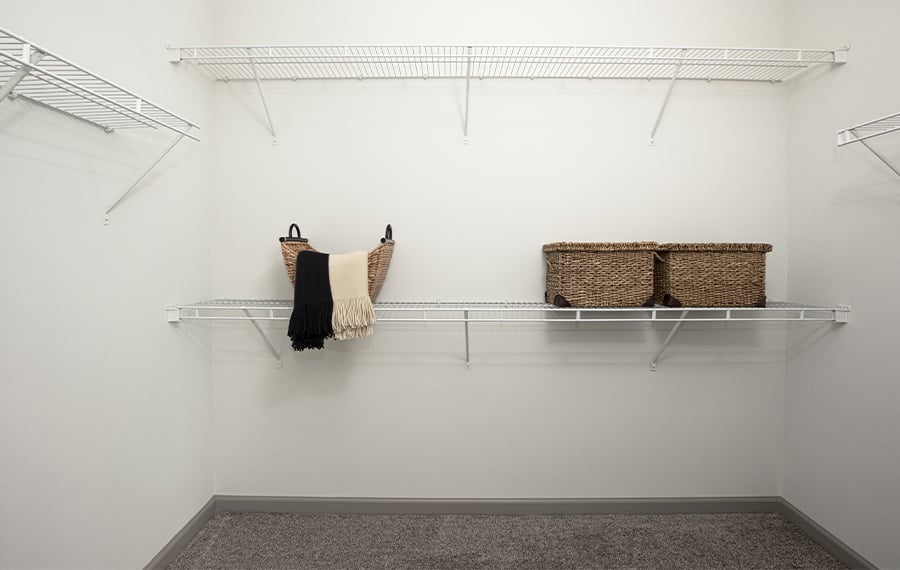 Peabody MA apartments - Highlands at Dearborn Walk-in Closets