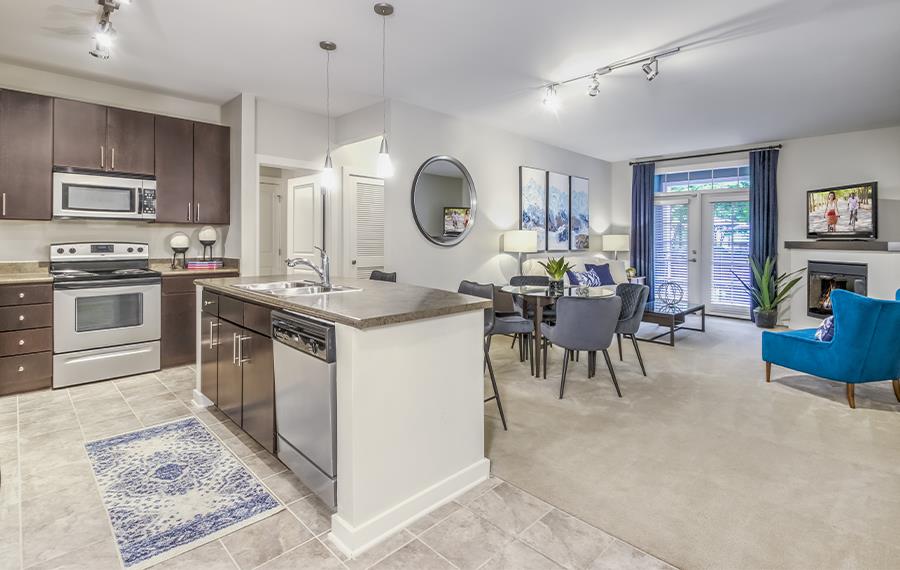 Apartment Features Apartments On South Tryon Charlotte Nc Gramercy Square At Ayrsley South Tryon Charlotte Nc, Used Kitchen Cabinets Charlotte Nc