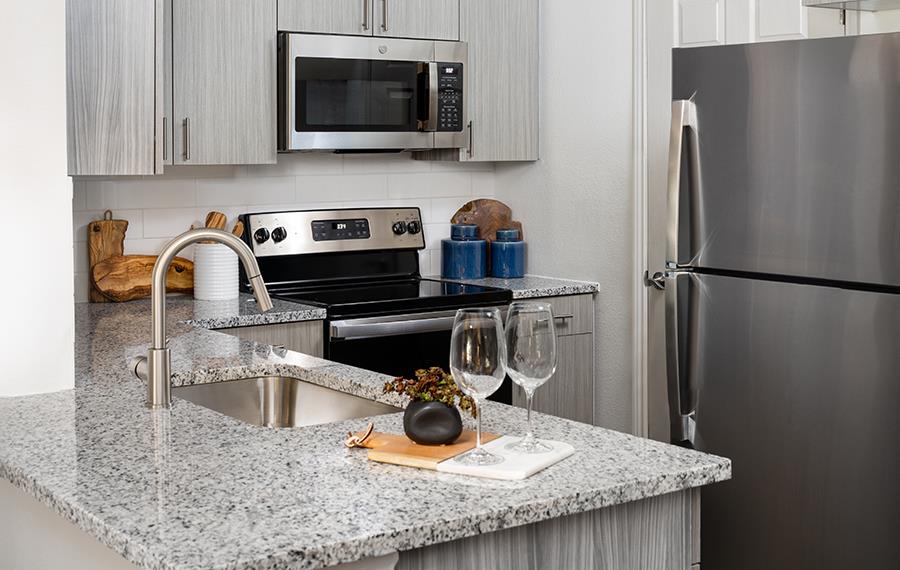 Check Out the Apartment Features Apartments Near DFW Airport