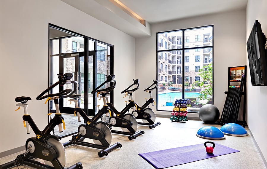 2700 Charlotte - Nashville, TN - Fitness Studio - apts in nashville tn