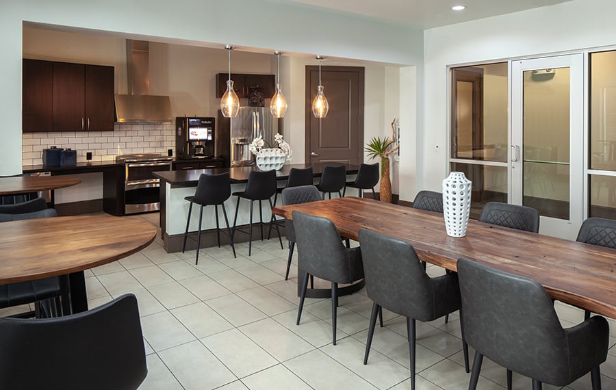 Apartments in rice village houston - District at Greenbriar demonstration kitchen