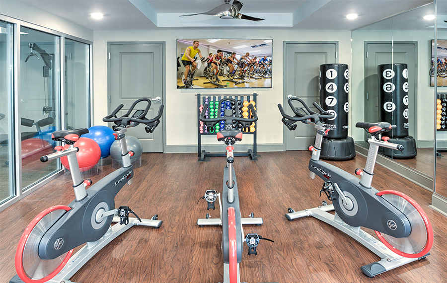 SouthPark apartments for rent - The Encore SouthPark - Yoga / Spin Studio