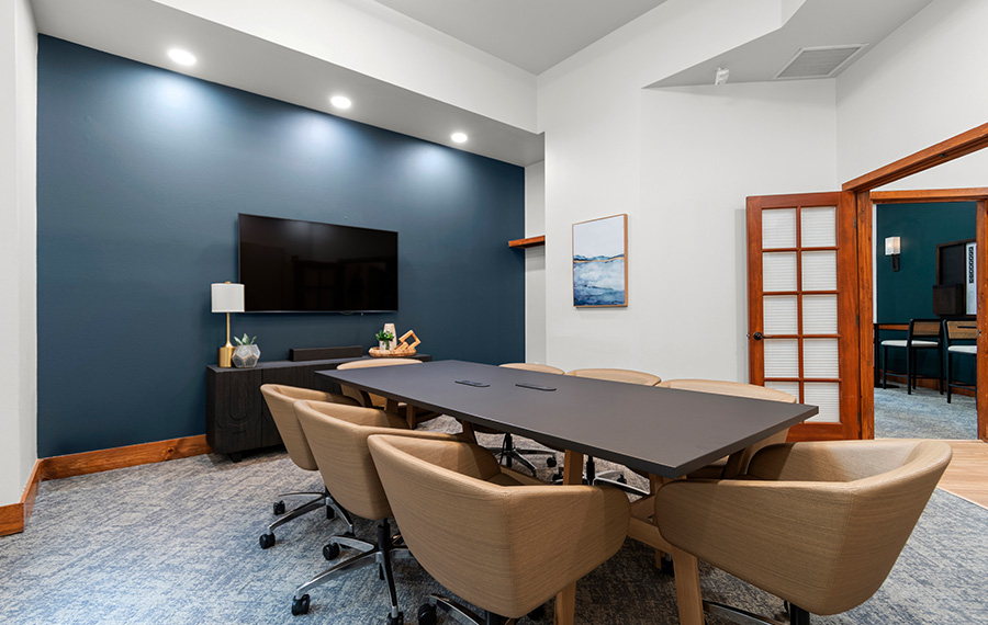 Redmond, WA Apartments - The Lodge at Redmond Ridge - Conference Room
