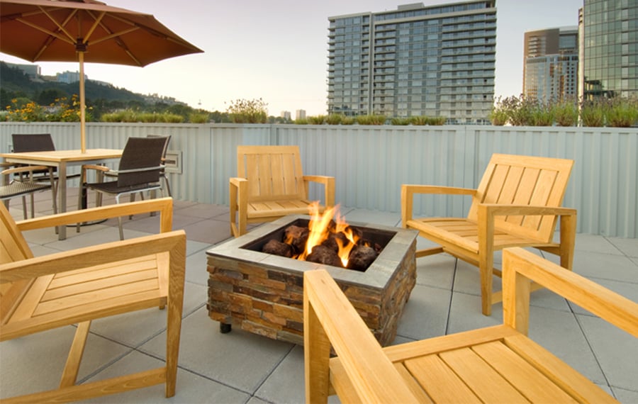 South Waterfront apartments for rent in Portland - The Matisse Rooftop Fire Pit