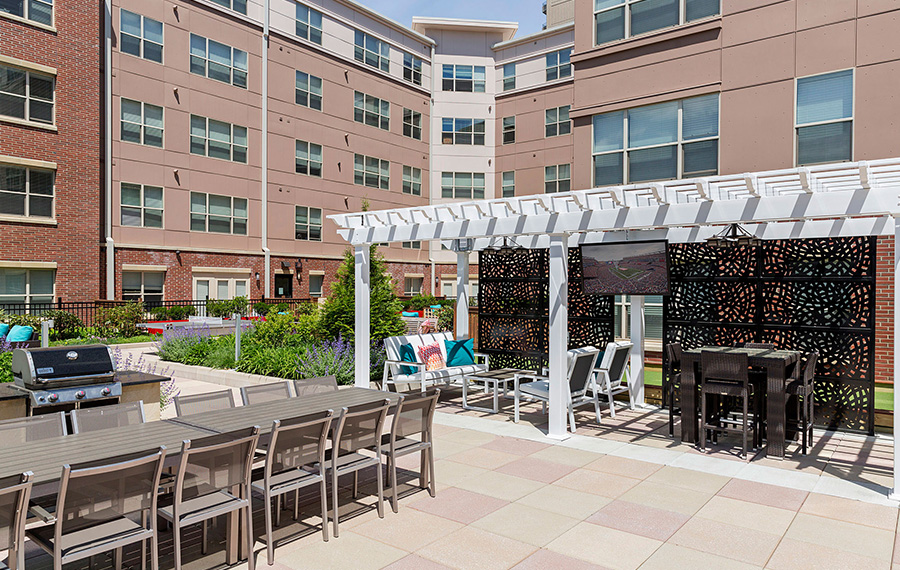 Malden Square Apartments | Apartments near Cambridge | outdoor lounge