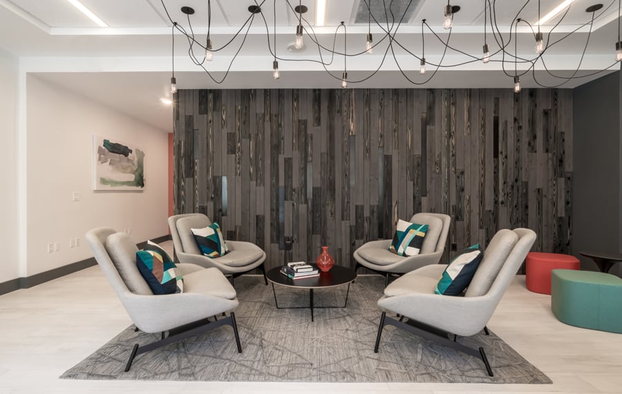 Apartments in Bellevue WA near Amazon - Metro 112 Apartments - leasing lounge