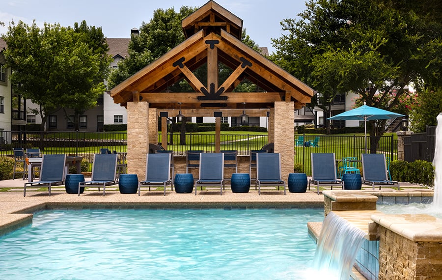 Villas at Stonebridge Ranch - McKinney, TX - outdoor kitchen