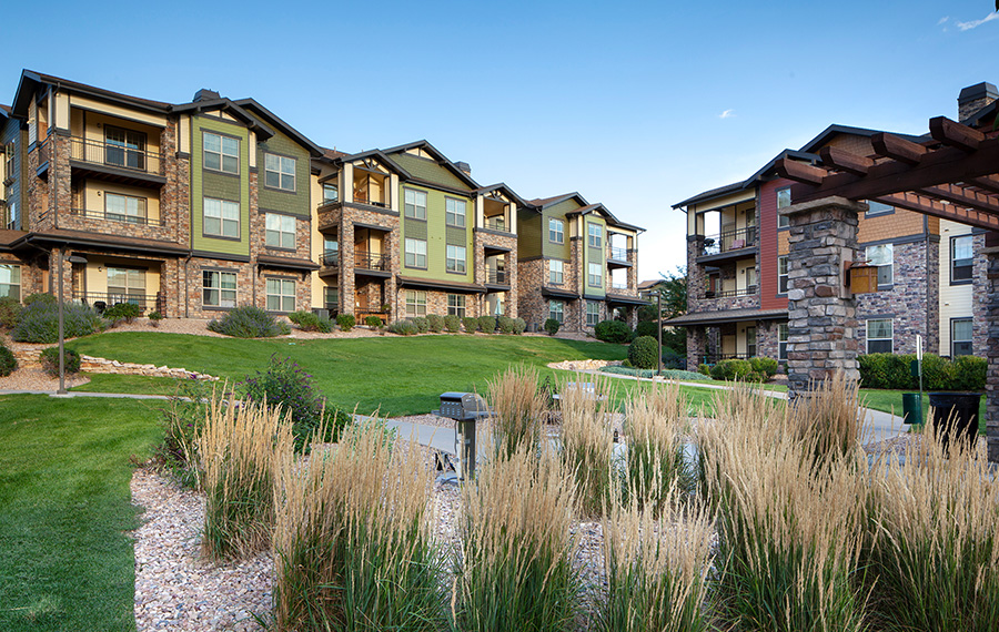Apartments in 80016 - The Sanctuary at Tallyns Reach - BBQ Grills