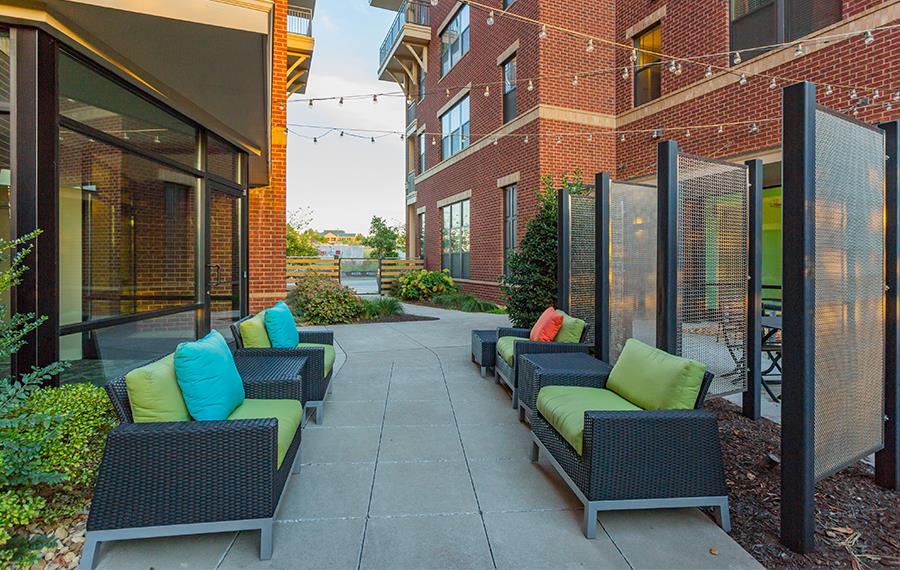 Dwell at McEwen Apartment Amenities Cool Springs Franklin TN