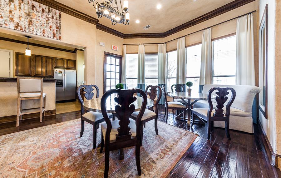 Community Amenities Hutto, TX Apartments Near Meadow Lake Park