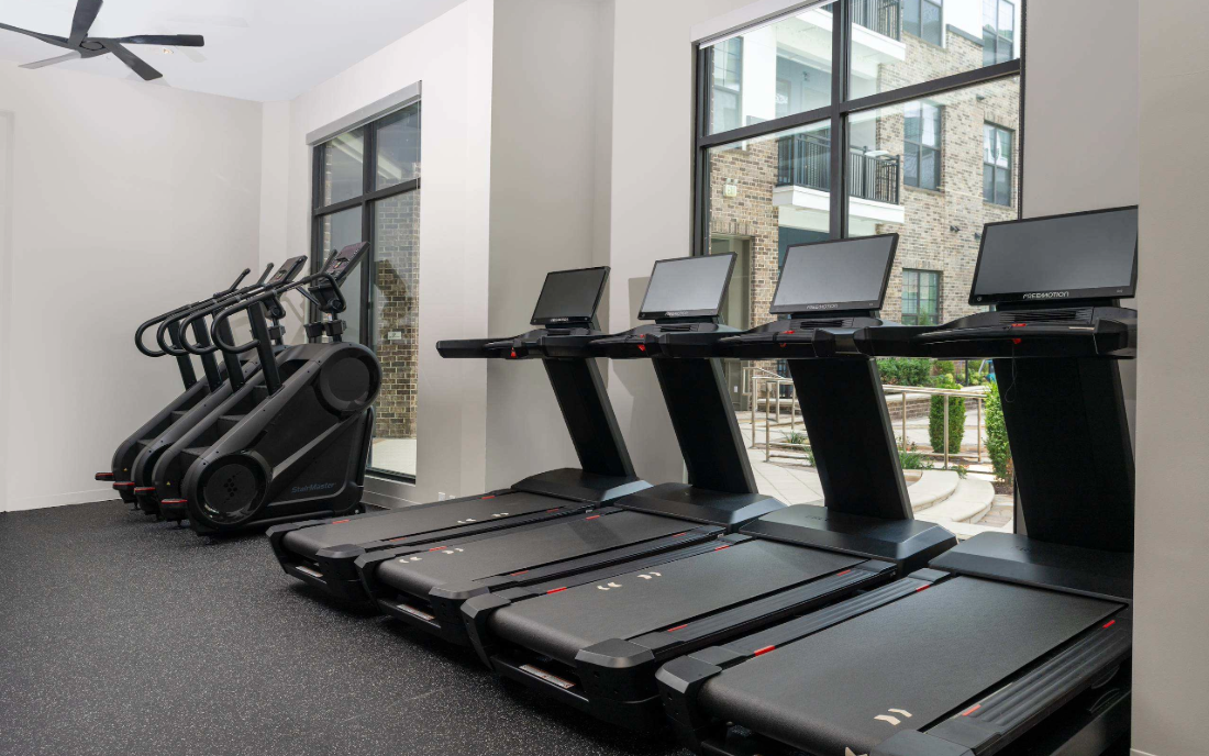 2700 Charlotte 24 Hour Fitness Center Nashville TN - Midtown