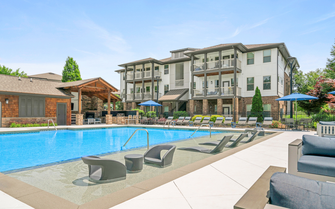 Apartments in Gwinnett County, GA - Artisan Station Apartments Pool