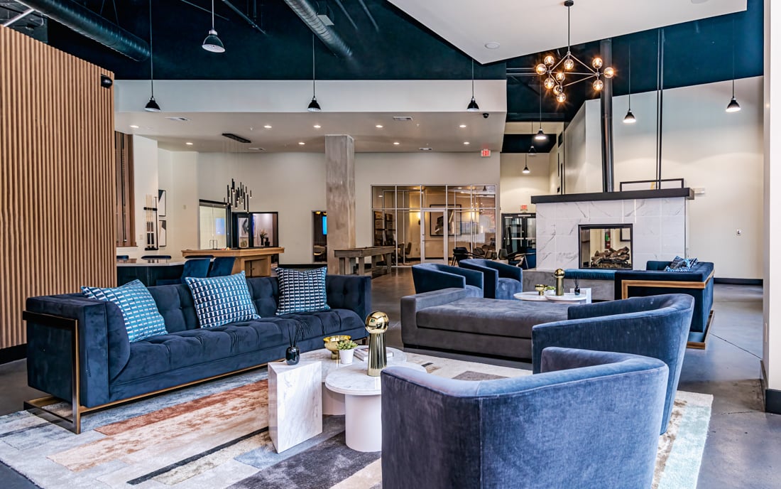 Brick Row Apartments - Downtown Dallas Apartments - resident lounge