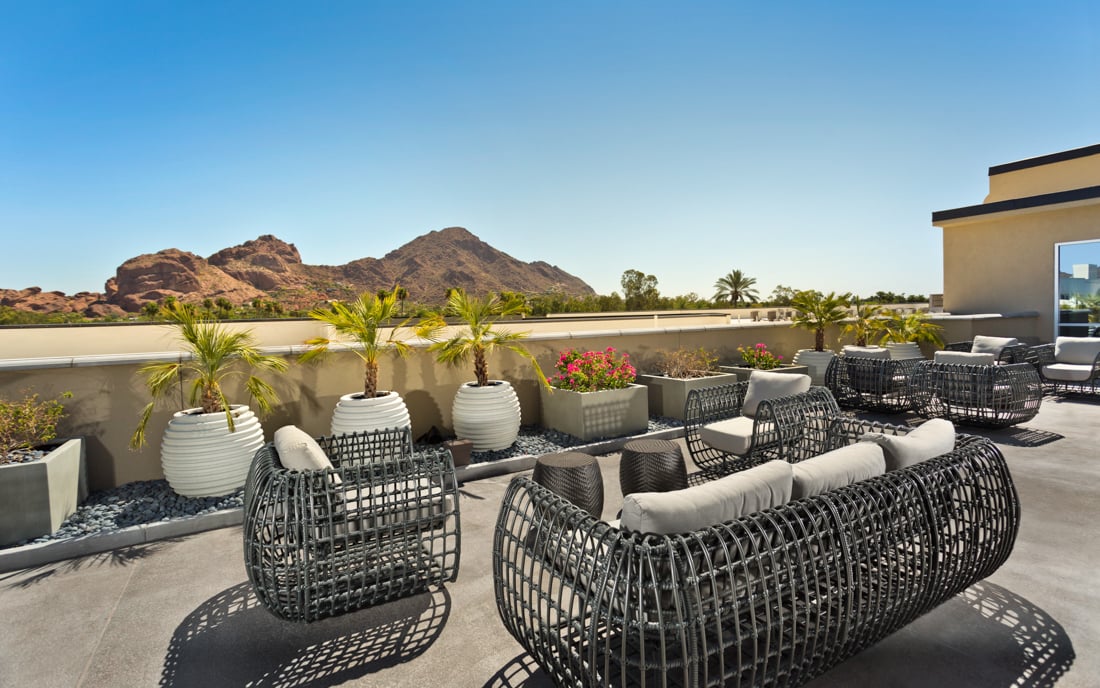 Citrine apartments for rent in Camelback, AZ - Rooftop terrace overlooking Camelback Mountain