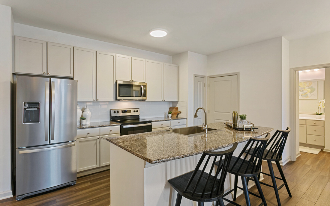 Chancery Village apartments for rent in Cary near RDU Airport - Spacious open floor plans
