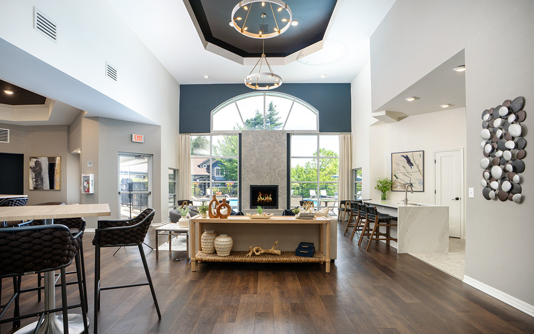 Lake Oswego Apartments for rent - Cascade Summit - Clubhouse
