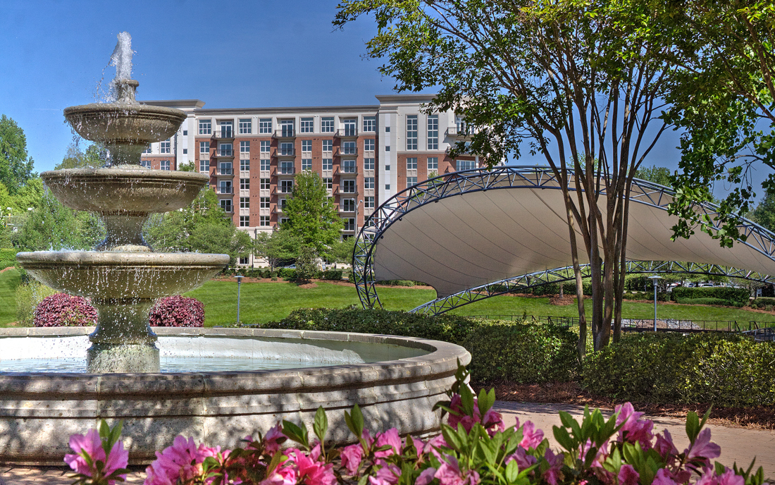 Charlotte apartments for rent near Piedmont Row - The Encore SouthPark - Symphony Park