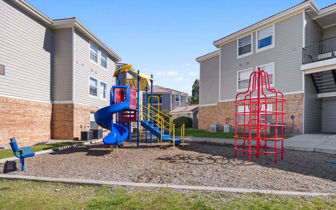 Highland Square Crossing Cherry Creek School District Denver CO - affordable housing aurora co