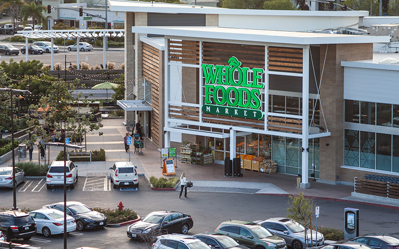 Apartments near Whole Foods Market - Signature Apartments at Reston Town Center