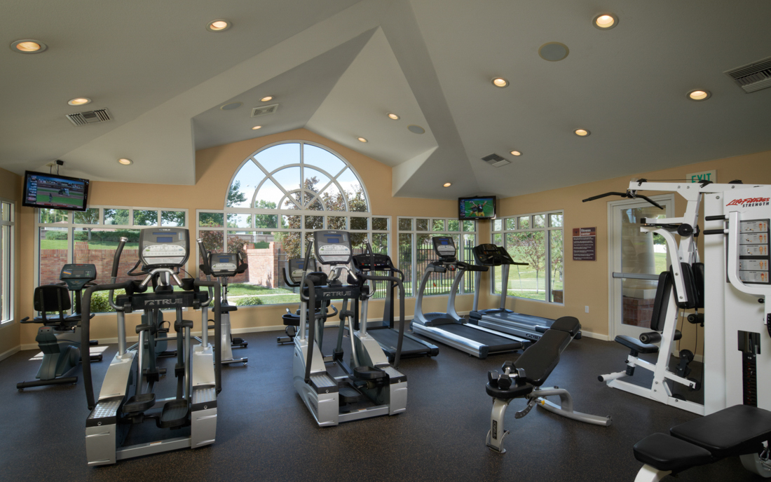 Madison Park Fully equipped fitness center Thornton CO - East Lake