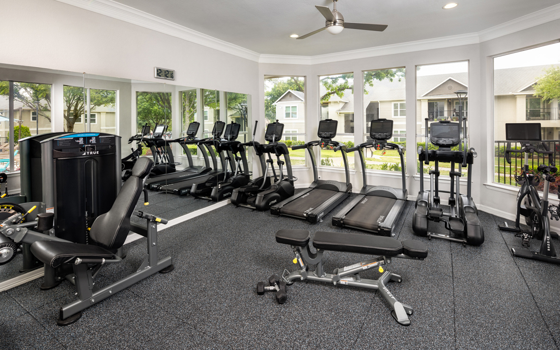 Montelena Apartments - Fitness Center - Apartments near DFW Airport