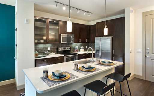 camelback apartments in phoenix