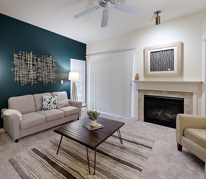 Townhomes in Redmond, WA - The Lodge at Redmond Ridge - Living Room