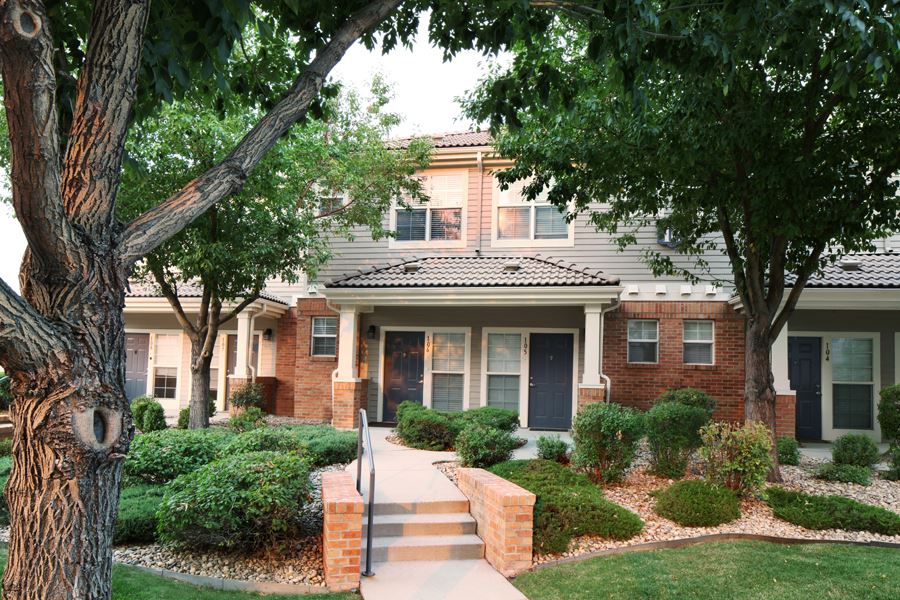Tour the Gallery Hampden South Apartments Carriage Place Denver, CO