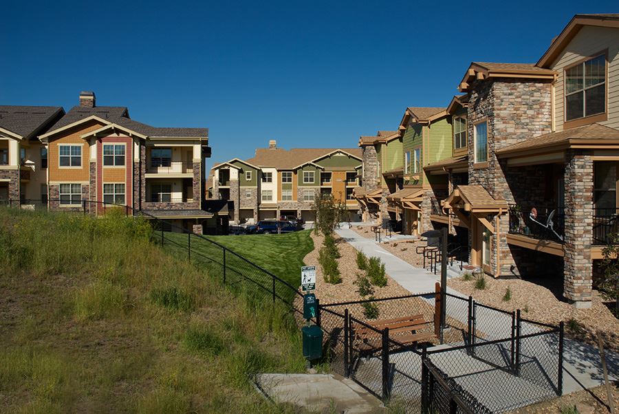 Gallery Sanctuary Apartments Aurora, CO The Sanctuary at Tallyn's Reach