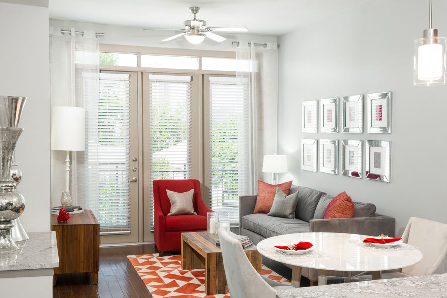 Gallery Lower Greenville Dallas Apartments Strata Dallas, TX