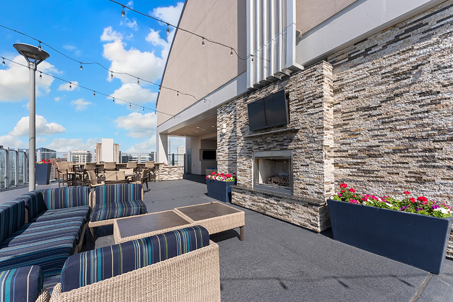 Skyhouse apartment photo