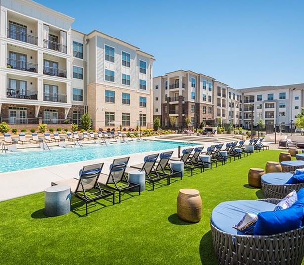 Briley - Matthews, NC apartments - pool area