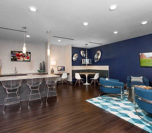 Studio LoHi Apartments - Resident lounge Denver CO - Apartments in the Lower Highlands