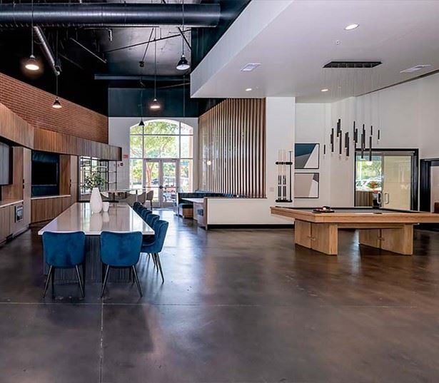 Brick Row Urban Village - Downtown Dallas Apartments - resident lounge