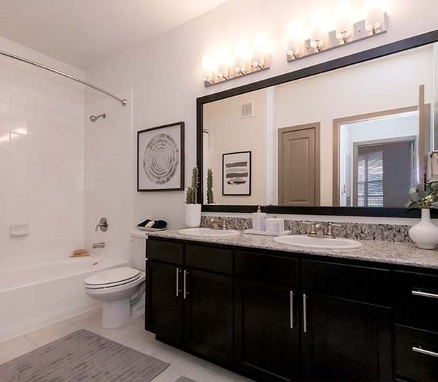 Brick Row Urban Village - Downtown Plano Apartments - bathroom