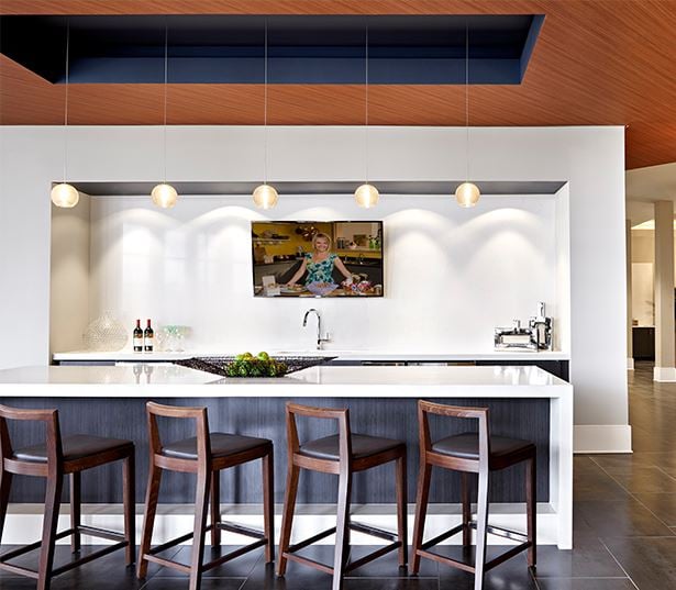 2700 Charlotte entertaining kitchen - sylvan park apartments nashville