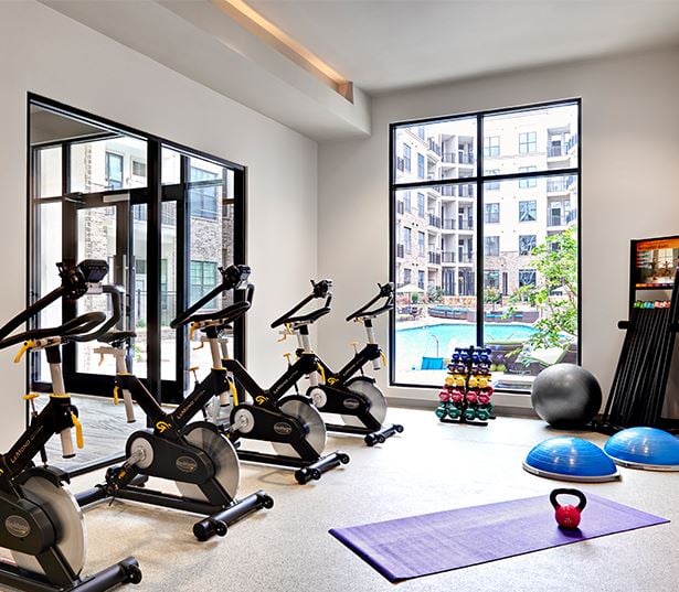 2700 Charlotte fitness studio Nashville TN - Charlotte Corridor