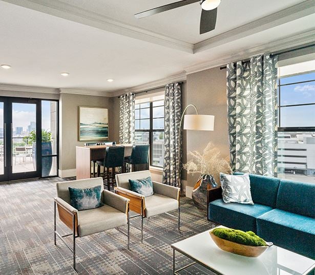 2700 Charlotte rooftop - apartments in west nashville area