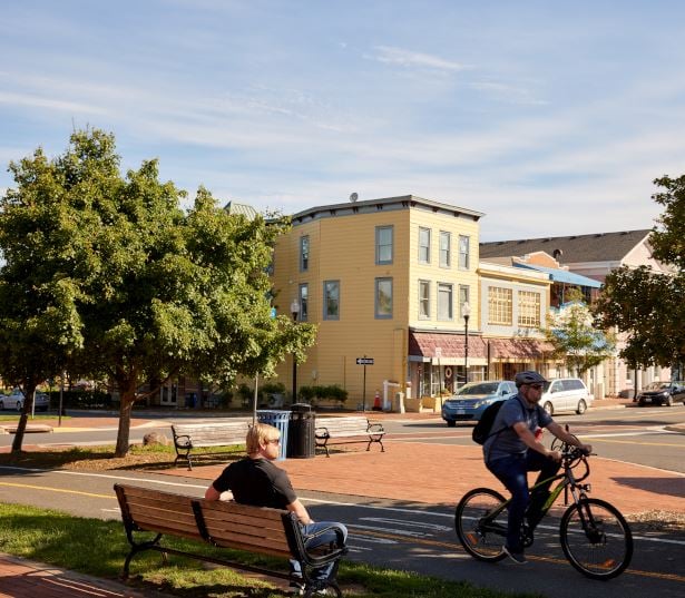 Passport Apartments in historic Herndon, VA - Downtown 