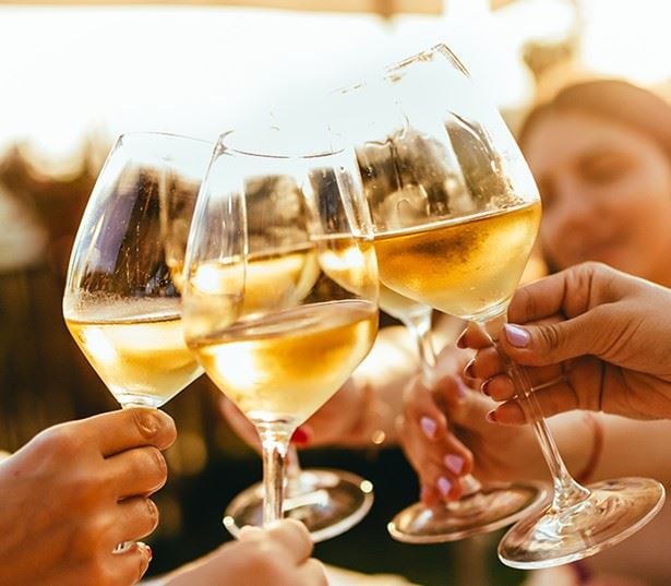 Pet Friendly Apartments in Tampa, FL - The Residence Peninsula - Dining Nearby