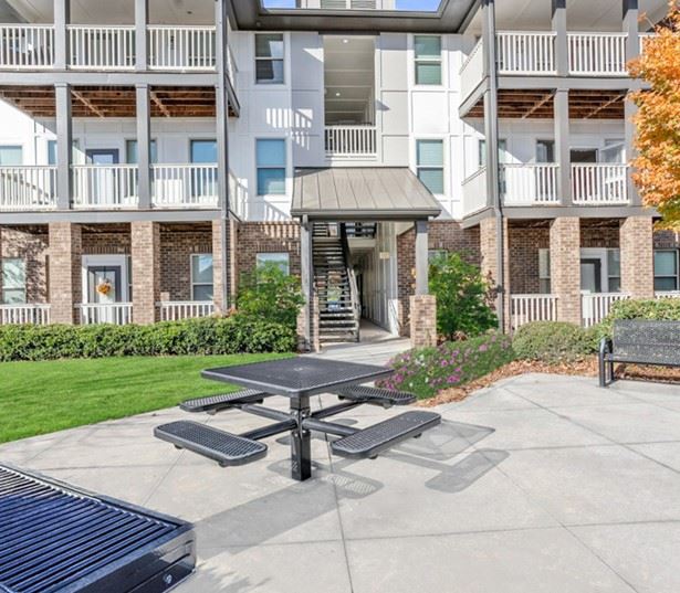 apartments in gwinnett ga - Artisan Station Apartments grilling station