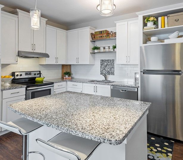 Suwanee, GA Apartments for Rent - Artisan Station - Classic Kitchen